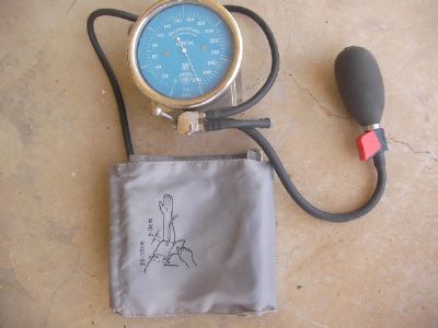 מד לחץ דם מיוחד  altera  oscillotonometer