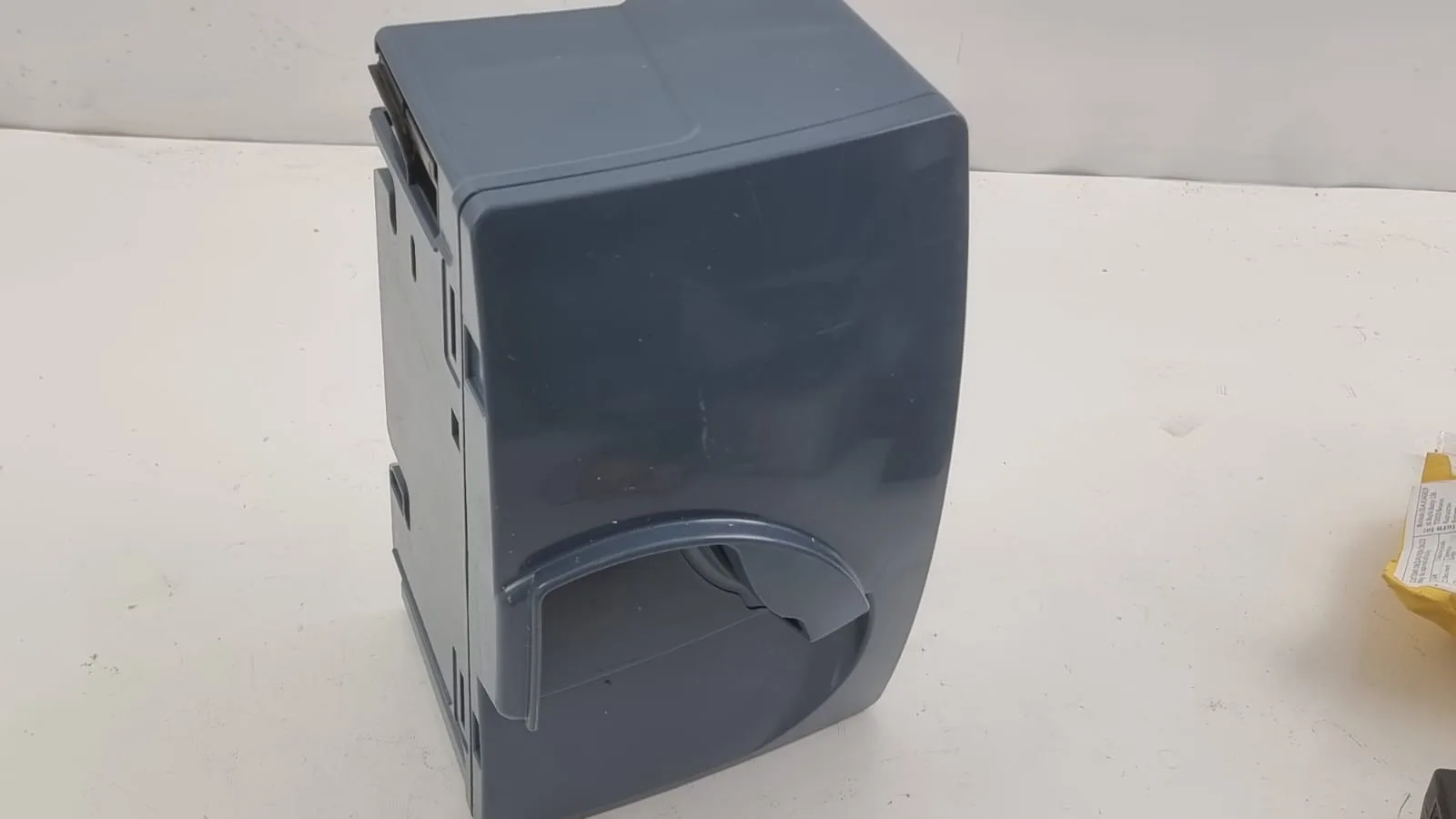 GEM 4000 PAK Sensor and Reagent Cartridge slots