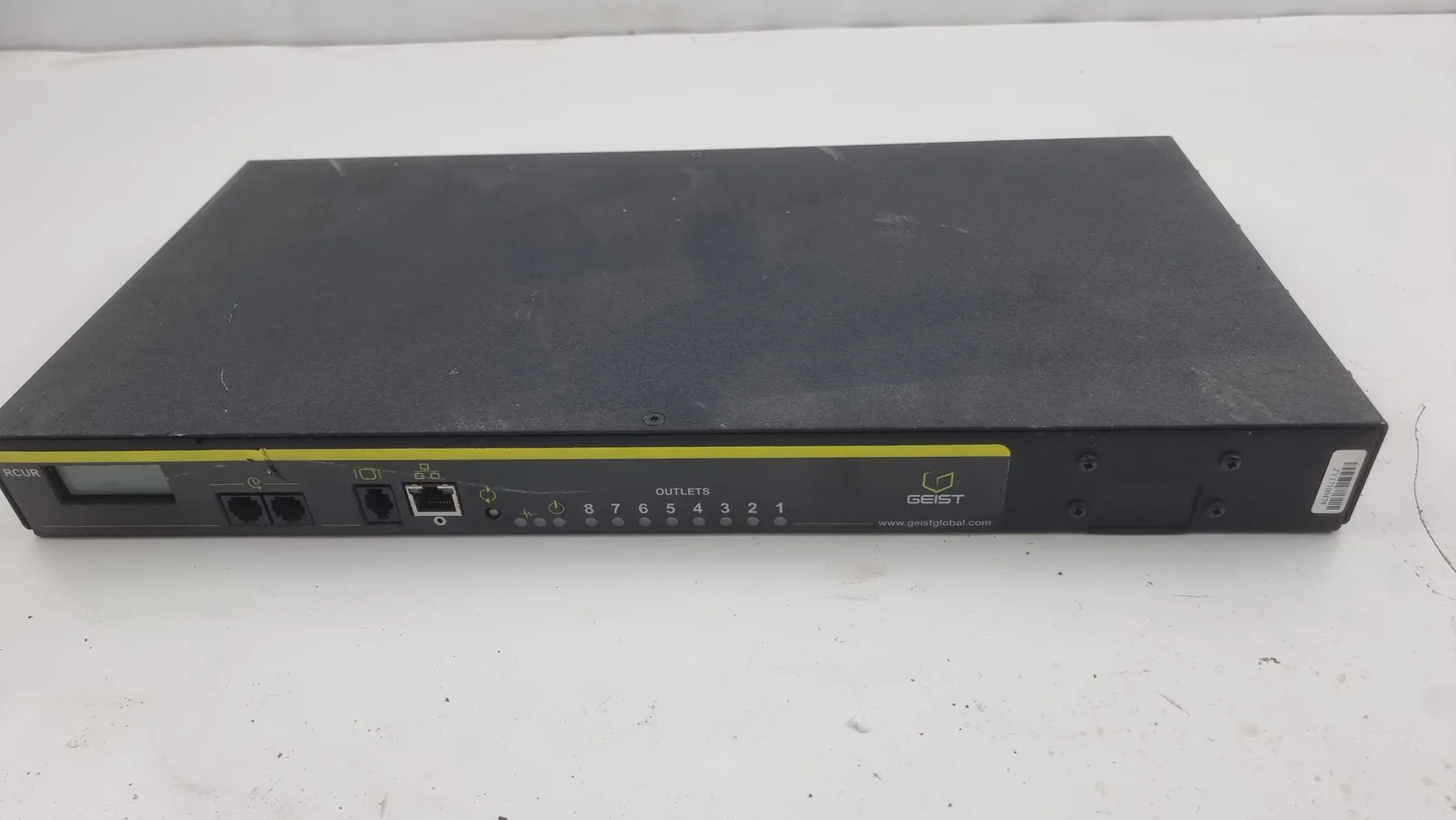 VERTIV GEIST G1314Q Switched Level Monitoring 16A 230V 1U