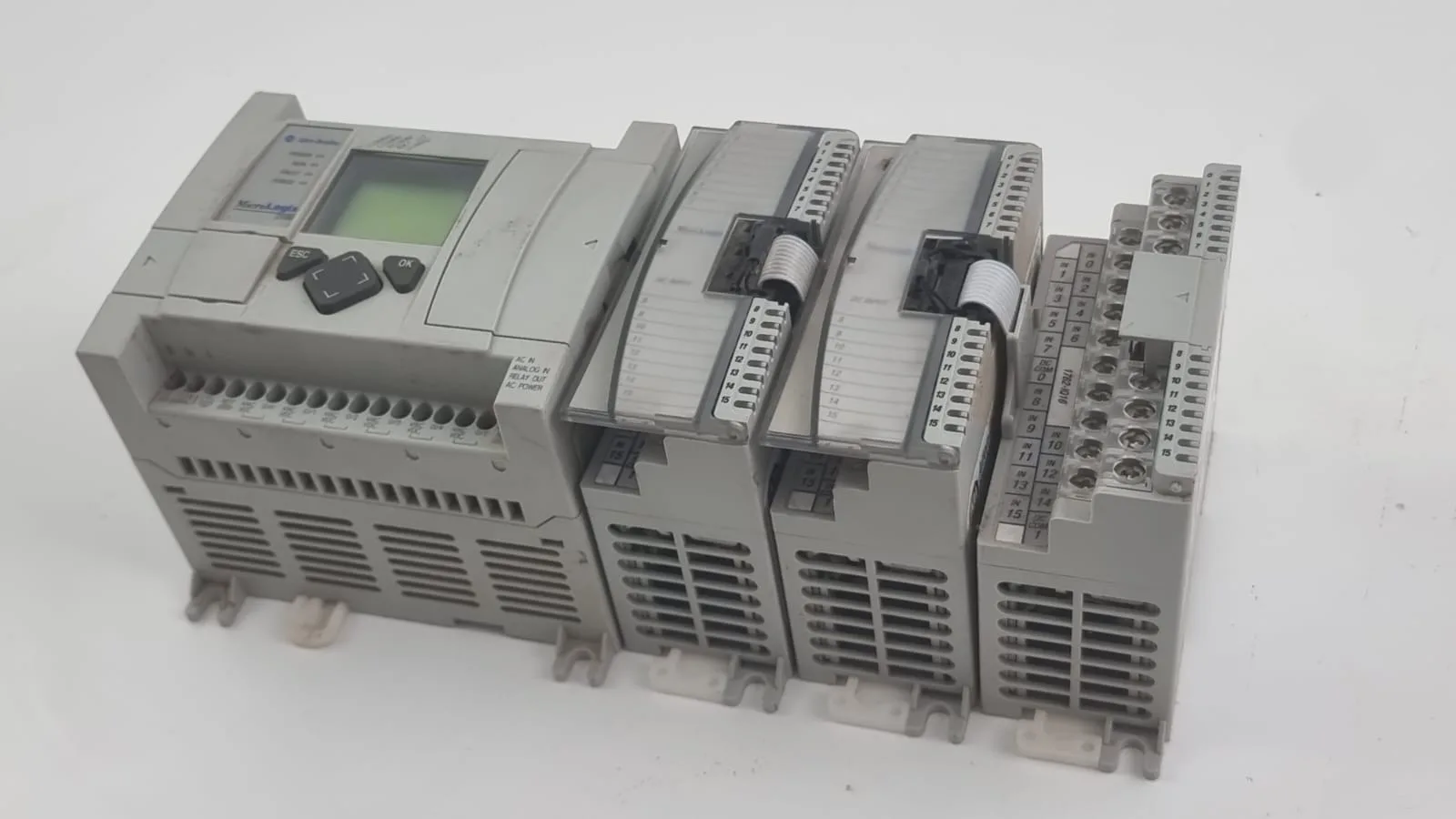 ALLEN BRADLEY 1762-IQ16 MICROLOGIX 1100 PROGRAMMABLE CONTR - Set of 3 together