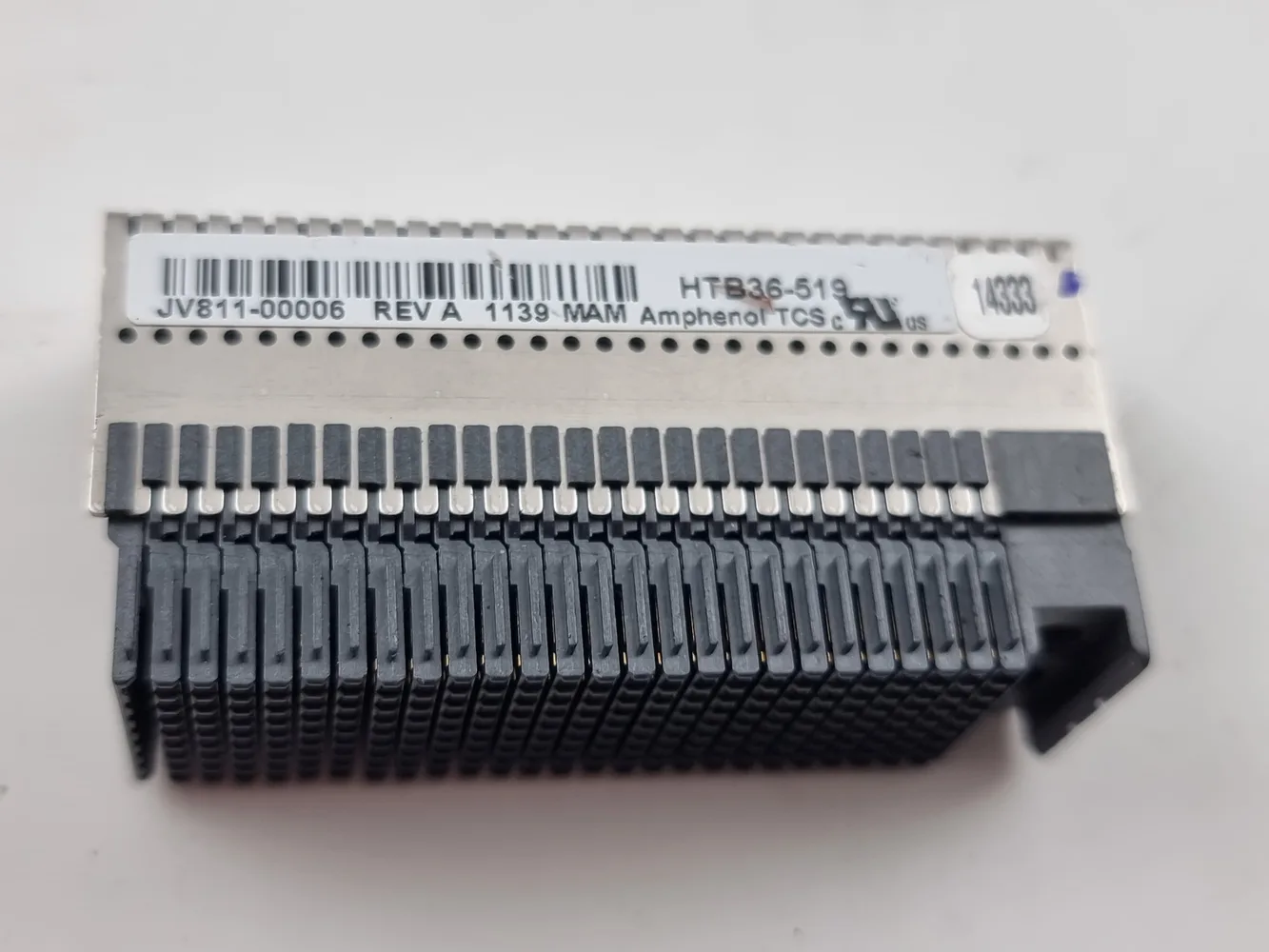 *Lot of 3*-AMPHENOL connector JV811-00006 - 1139MAM