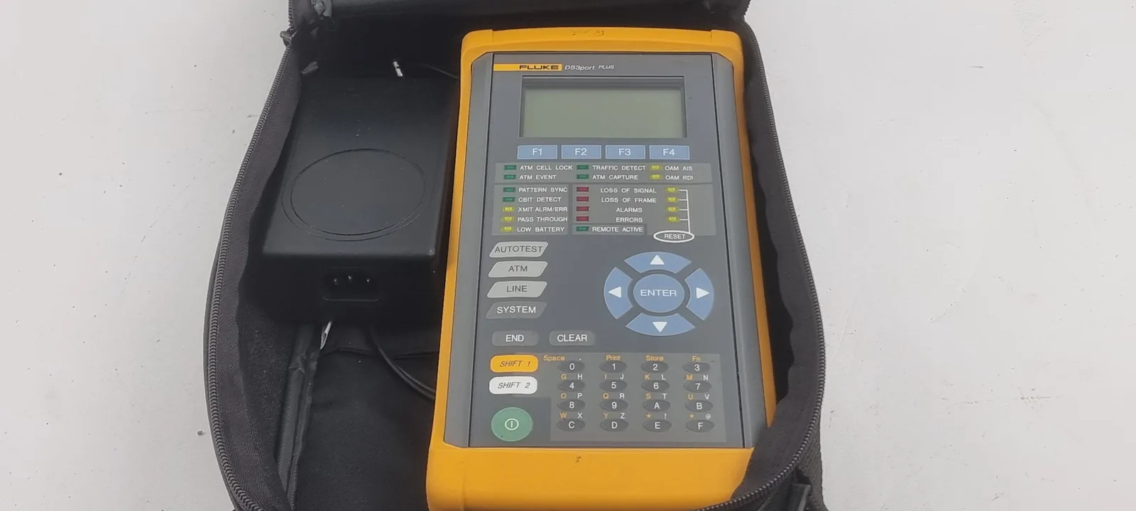 Fluke Networks E3Port PLUS Handheld E3/ATM Analyzer with Adapter and Case