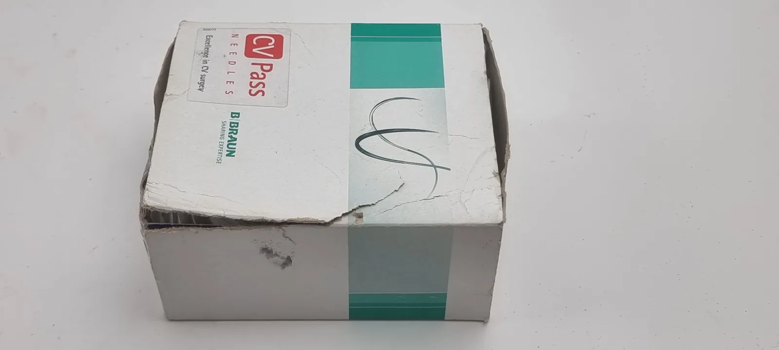 BRAUN 4/0_M0027712 PremiCron Polyester, Braided, Coated, Non-Absorbable, Surgica