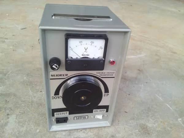 SLIDEUR - Vintage Variable Voltage Transformer 45-739 - Calrad Table model