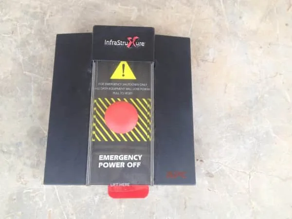 APC Emergency Power Off (EPO), 2,9 kg, 251 x 66 x 226 mm, 5 - 95%, -5 - 45 B0C, 0