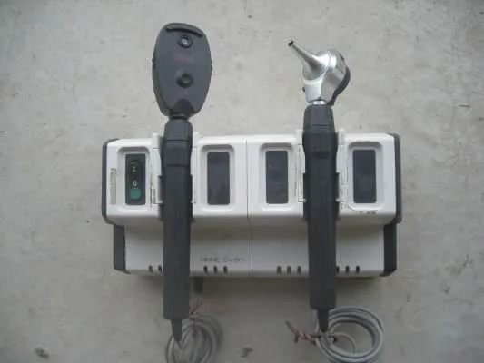 Heine Wall Set EN 80 with Beta 200 Ophthalmoscope otoscope (9057)