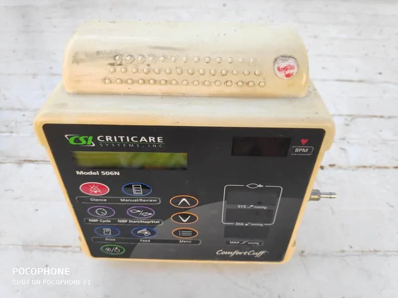 Criticare Model 506 Medical Patient Vital Signs Monitor BPM NIBP - 506N2
