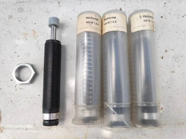 WEFORMA WE-M 1.0A Adjustable Shock Absorber w/original case *Lot of 4*