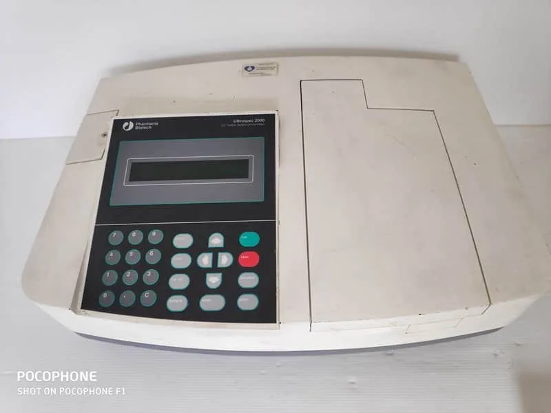 Pharmacia Ultrospec 2000 Spectrophotometer, Wavelength Range 190-1100 nM