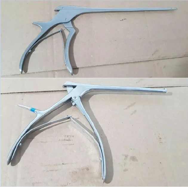 Sharplan Surgical Laparoscopic Instruments L-0121 and L-0120 lot of 4