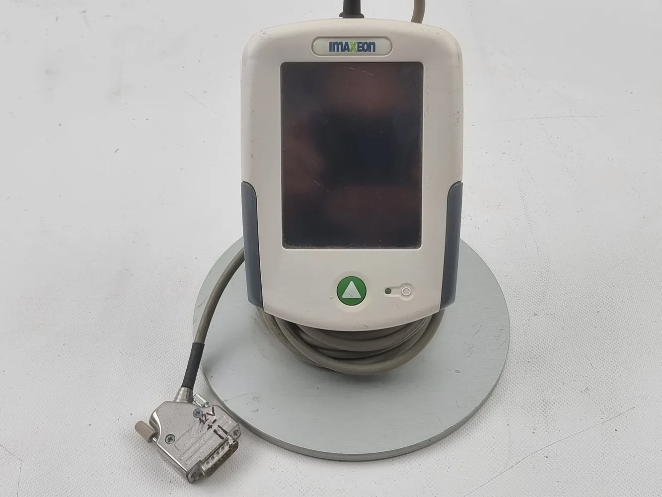 Imaxbon avidia small monitor SN:R-70232 w/doc station and connector cable