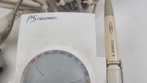 ACTEON Satelec Suprasson P5 Newtron Ultrasonic Generator & Hand piece