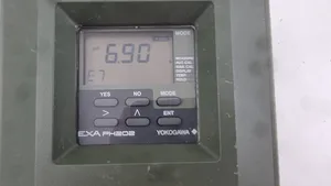 Yokogawa pH/ORP Transmitter Model: EXA PH202S-U-E / 24V DC