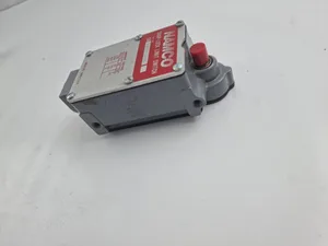 Namco model 170-11100 snap lock limit switch