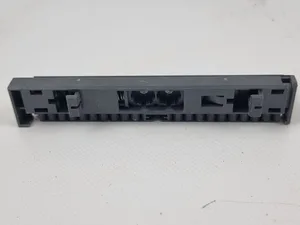 Lot of 9_Siemens 6ES7392-1AJ00-0AA0 Blocco Terminale E-Stand 02