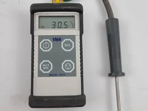 TME model 2010-Handheld Digital Thermometer + tester probe