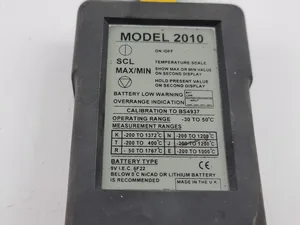 TME model 2010-Handheld Digital Thermometer + tester probe