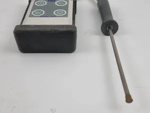 TME model 2010-Handheld Digital Thermometer + tester probe