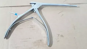 Sharplan Surgical Laparoscopic Instruments L-0121 and L-0120 lot of 4