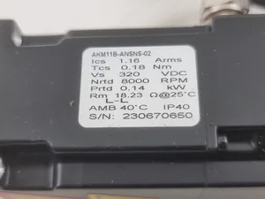 *New* Kollmorgen AKM11B-ANSNSNS-02 Servo Motor + 2 cable connectors