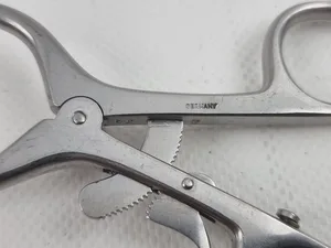 Surgical medical devices-Clumps - SET B *Lot of 4 devices*
