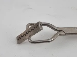 Surgical medical devices-Clumps - SET B *Lot of 4 devices*