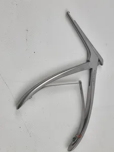 Surgical medical devices_Scissors- SET A *Lot of 4 devices*