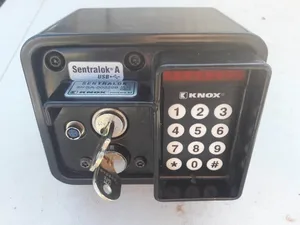 Knox Sentralok A Master 2 Keys Security Padlock USB