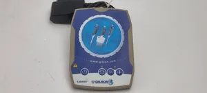 Gilson Lab stirrer- standard micropipette for handling minute samples w/charger