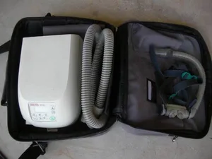 CPAP Breas PV 10 i Medical device - Full set with hose and origibal case