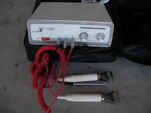 GALVANIC MACHINE DE-1001 b BeautyBeautyGroup - Full accessories set